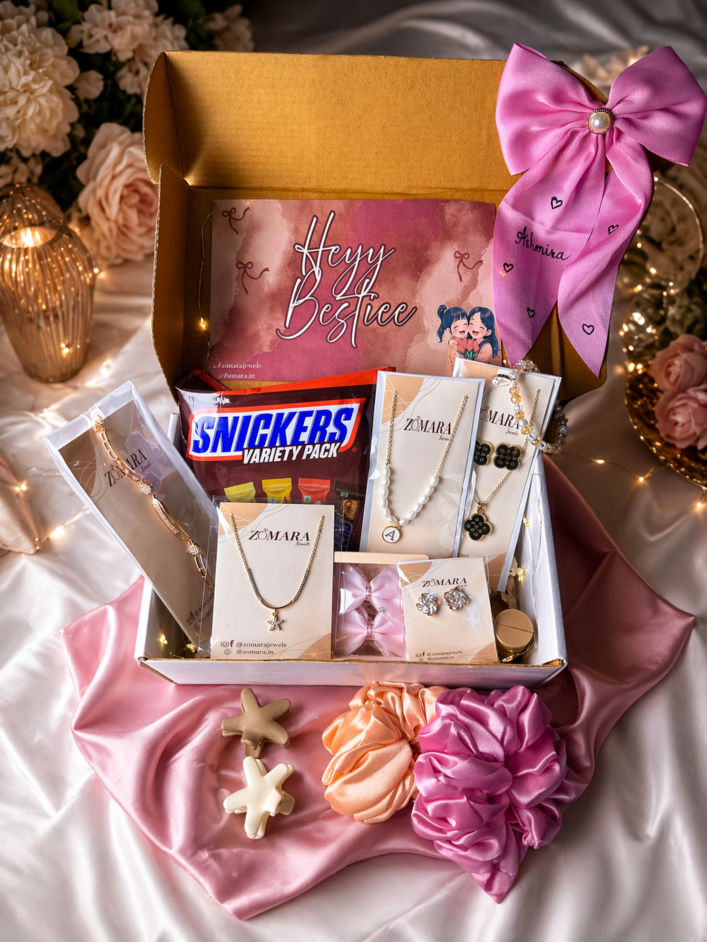 Exclusive bestie gift hamper with jewelry, snacks, and a greeting card for best friend celebrations.