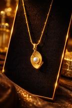 Gold Shell Pearl Pendant Necklace