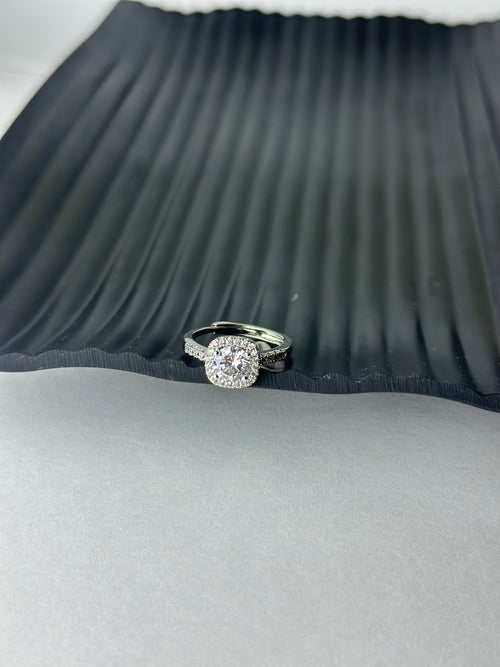 Diamond Ring - ZOMARA