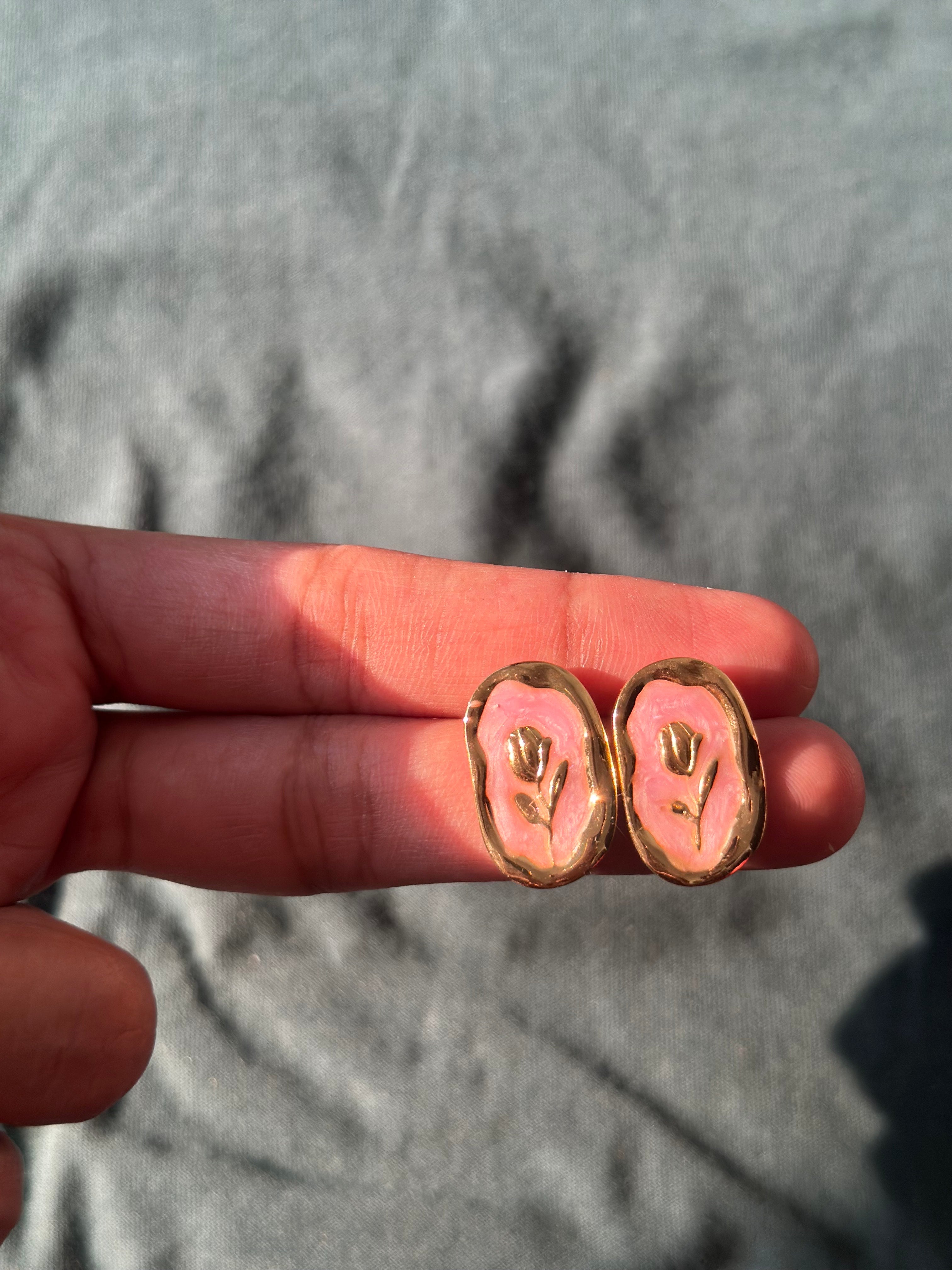 Off-white enamel petal earrings for women