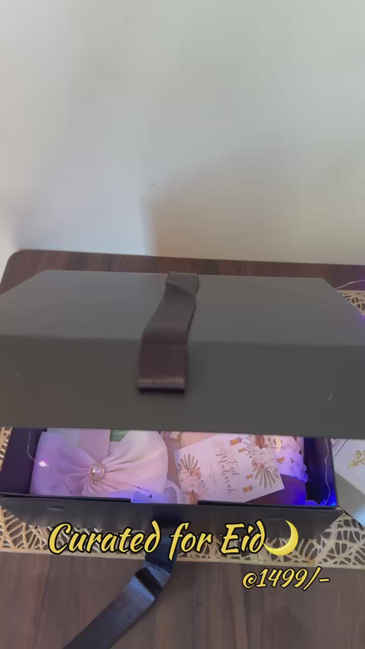 Eid luxury gift hamper for women with jewellery and accessories